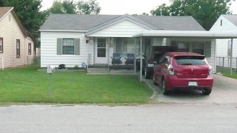 1st image of 1512 NW Baldwin Ave