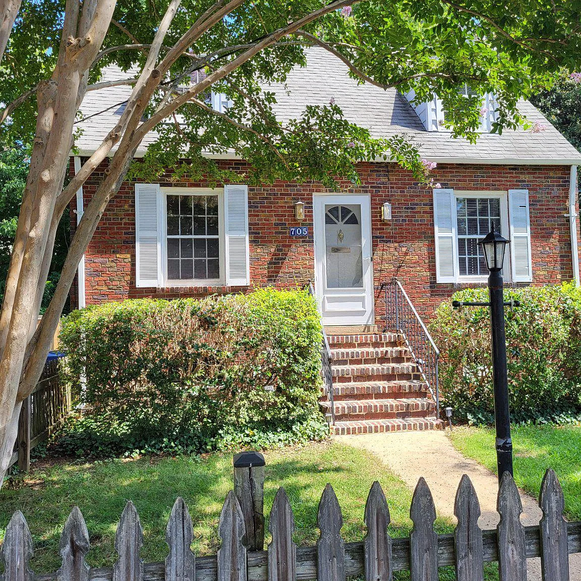 2 bed, 1.5 bath, 1501 sqft, $4,200 — Photo 1
