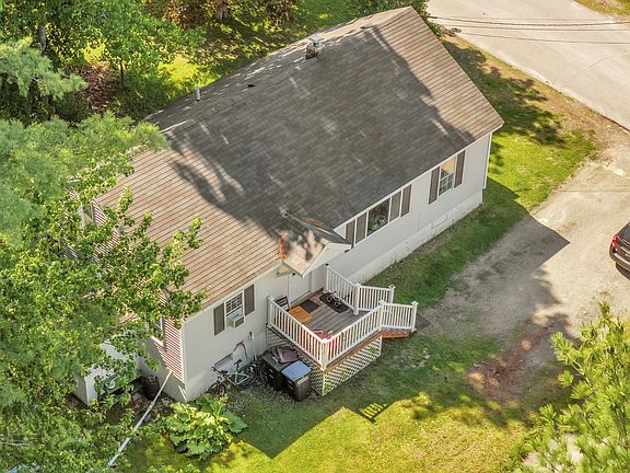 3rd image of 10 Harding Street