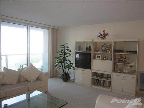 2nd image of 100 Bayview Dr APT 704