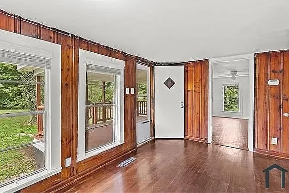 1252 Dogwood Rd — Photo 7