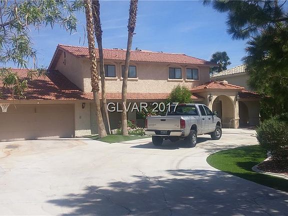 2nd image of 3040 Montessouri St