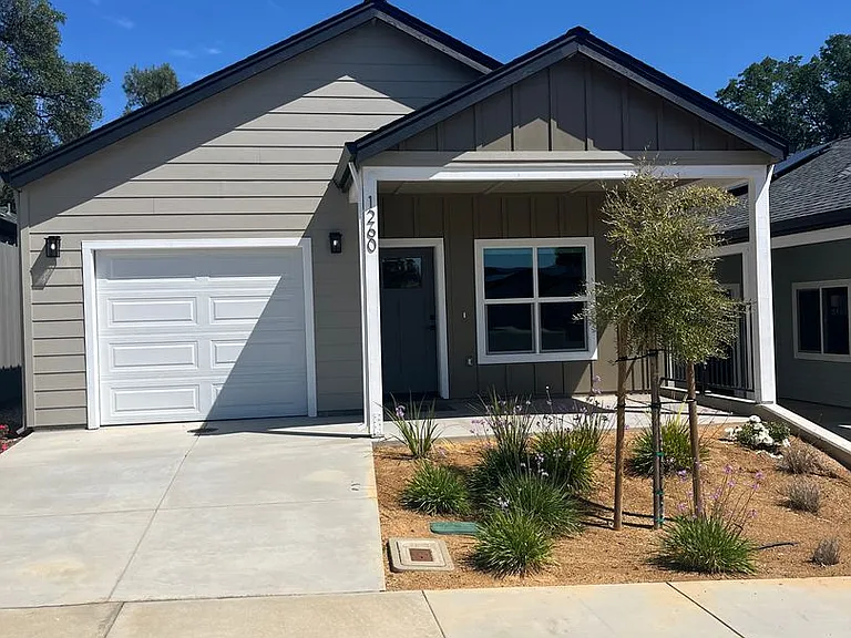 1260 Old Alturas Rd — Photo 1