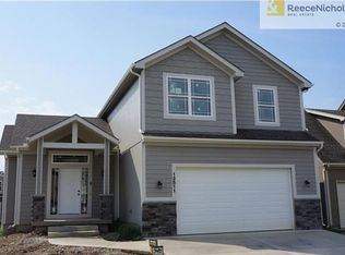 12511 Charlotte St, Kansas City, MO 64146