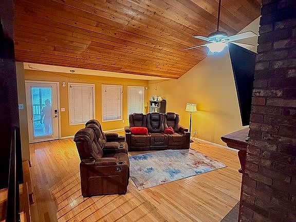 5th image of 19481 Eagle Acres Rd