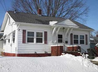 810 W 7th St, Waterloo, IA 50702