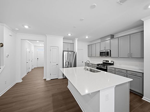 Parker Ridge Carson II 13