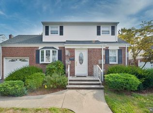 12-11 Western Dr, Fair Lawn, NJ 07410