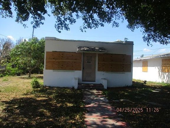 3rd image of 112 NW 5th Avenue