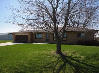 103 W Loomis Rd, Muskego, WI 53150