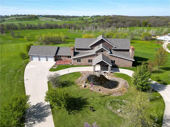 3398 130th St, Cumming, IA 50061