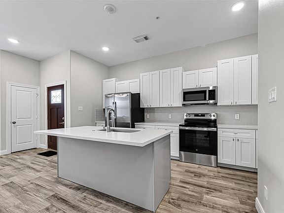 5th image of 504 Nursery Rd #1203