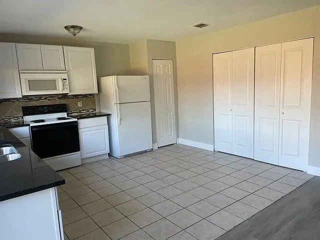 4921 Ashlock Dr — Photo 6