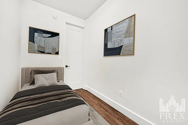 Bedroom, photo 3