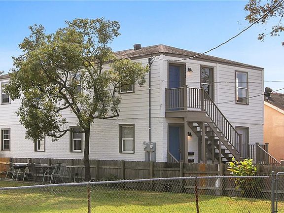2nd image of 3321-23 Cherry St
