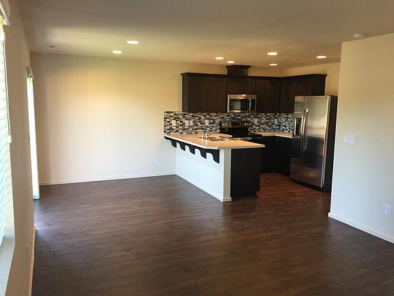 2nd image of 11505 NE 131st Pl