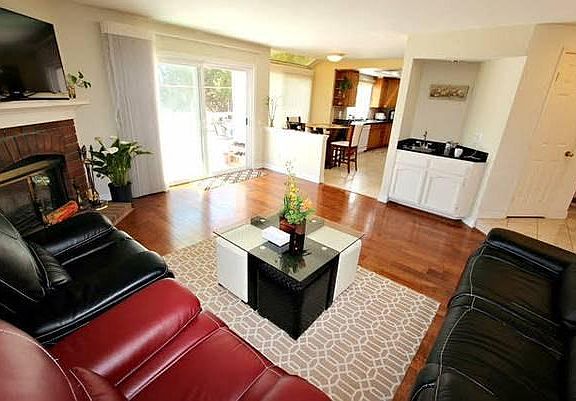2nd image of 2055 Cartago Ct
