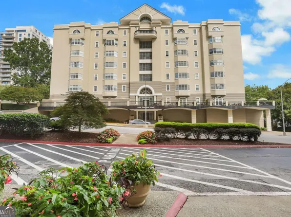 2499 Peachtree Rd NE APT 703, Atlanta, GA 30305
