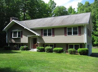 53 Amherst Rd, Belchertown, MA 01007