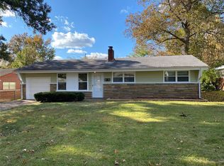 9719 Duke Dr, Saint Louis, MO 63136