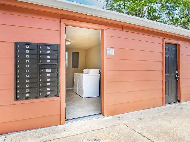 3800 E 29th St #19 — Photo 21