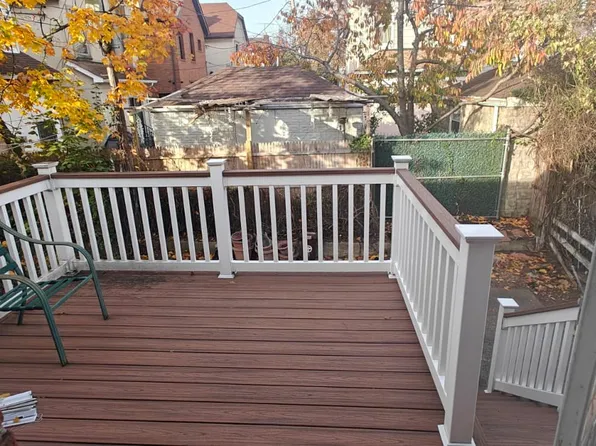 4082 Bedford Avenue image 13 of 20