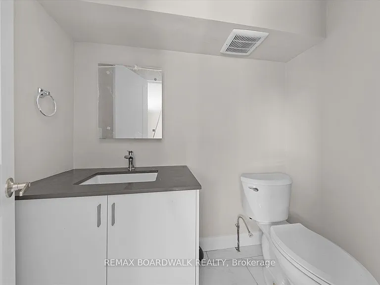 999 Meadowlands Dr — Photo 18