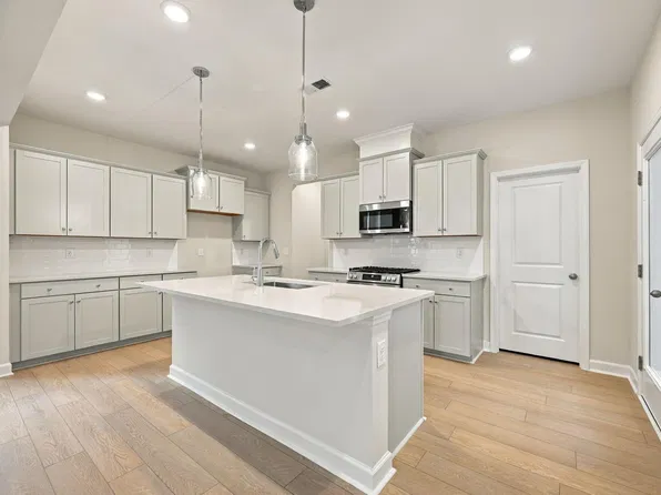 820 Carpet Grass Ave, Knightdale, NC 27545