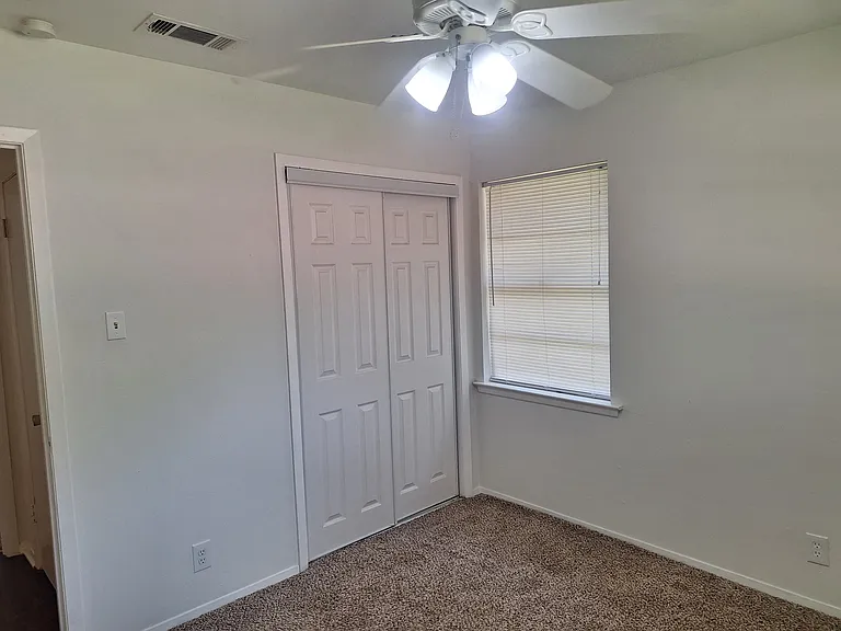 513 Simmons Dr — Photo 13
