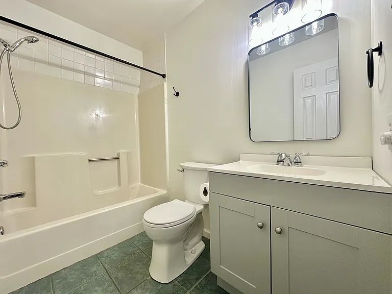1012 Montreat Rd — Photo 15
