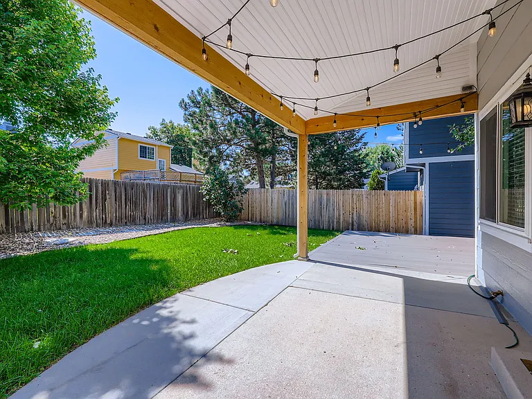8655 Boxelder Dr — Photo 10