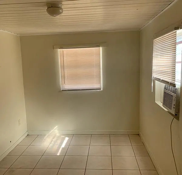 3314 Jeffcott St — Photo 4