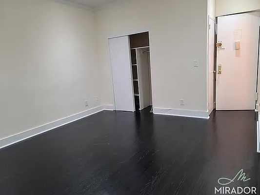 Rented by Mirador Real Estate | media 11