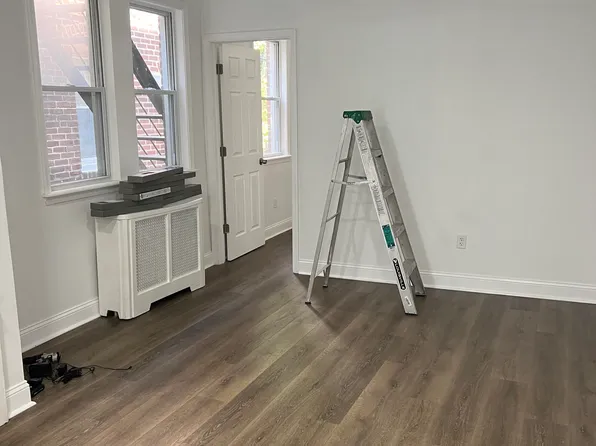 4028 E Roosevelt Blvd, Philadelphia, PA 19124