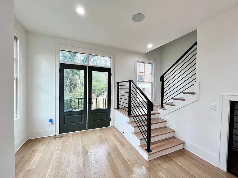 614 West Blvd — Photo 15
