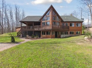 11570 Silver Lake Rd, Byron, MI 48418