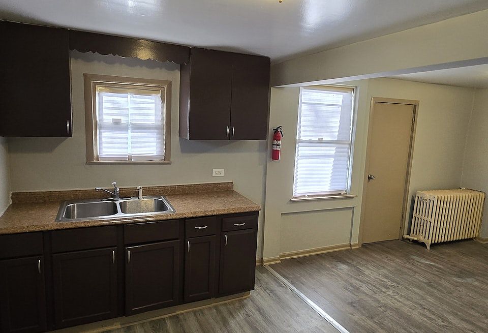 1st image of 15031 Perry Ave