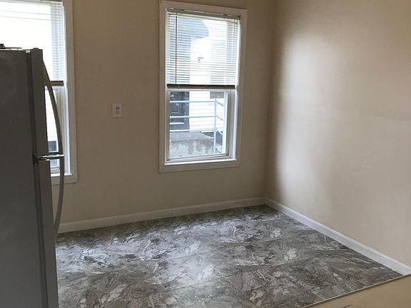 3rd image of 96 De Pasquale Ave APT 4