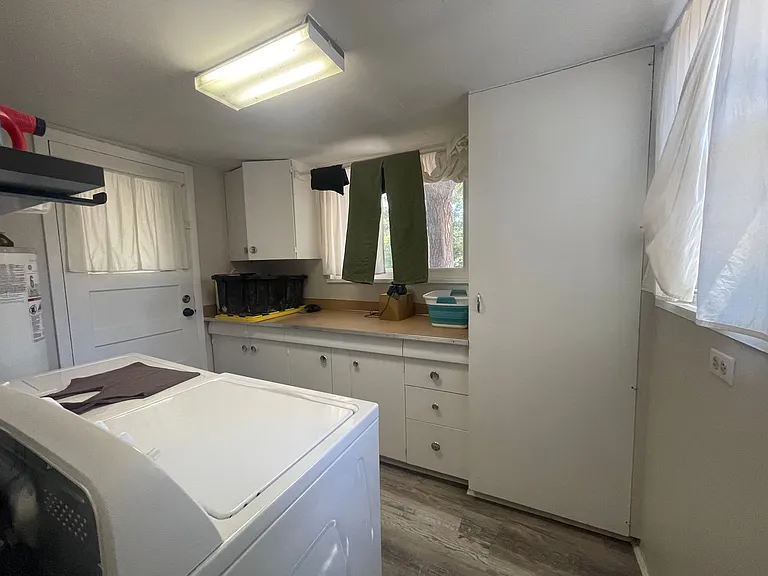 3080 S Fairfax St — Photo 21