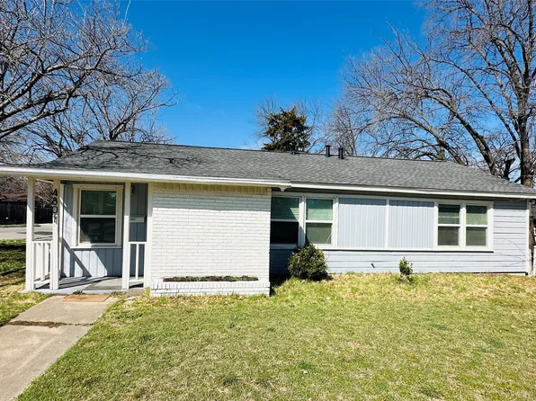 4801 Stephanie Dr, Haltom City, TX 76117