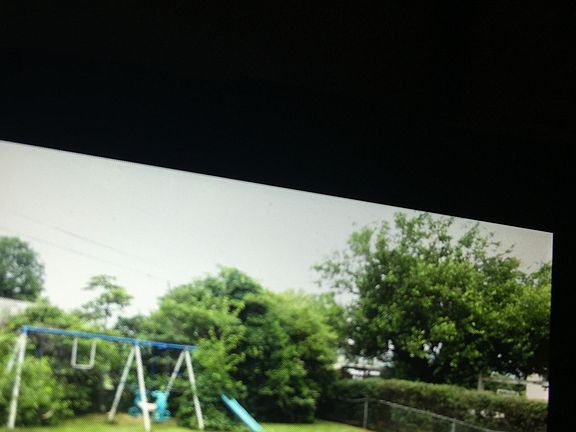 5th image of 813 Raymond Ave