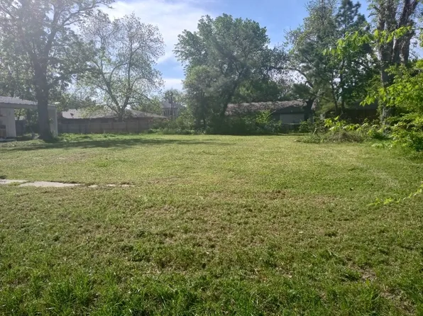 1509 Caddo St, Commerce, TX 75428