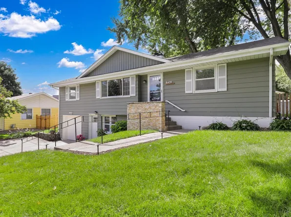8429 Meadow Lake Rd E, Minneapolis, MN 55428