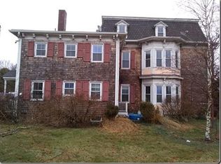 8 Chase Rd, Portsmouth, RI 02871