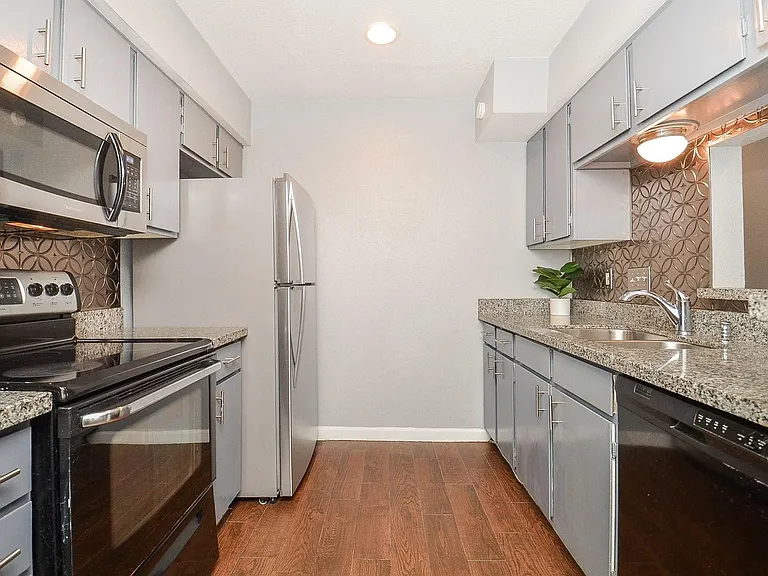 4635 Wild Indigo St #498 — Photo 13