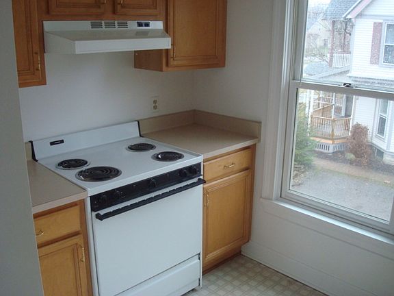 5th image of 53 W Main St #2