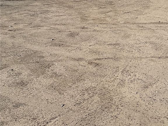 2nd image of 90 W Zapata Dr