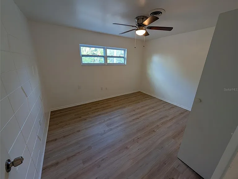 27284 Sunnybrook Rd — Photo 11