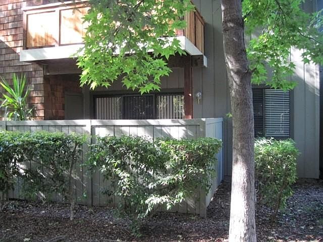 1st image of 3405 La Terrace Cir