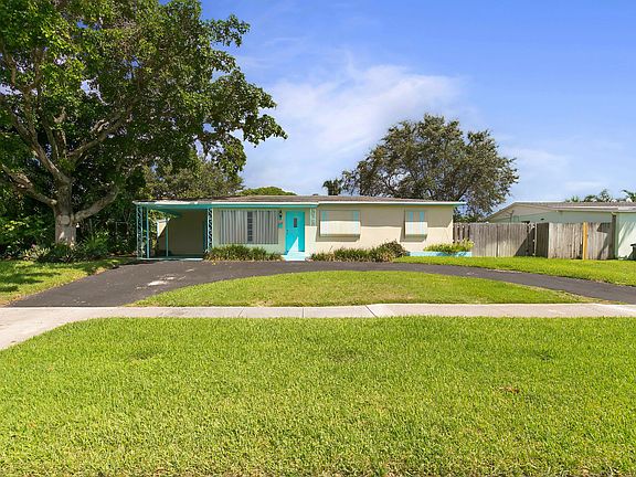 2nd image of 541 Ebbtide Drive